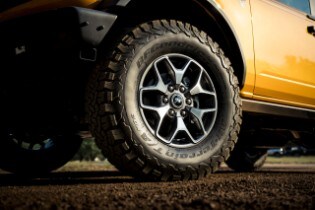 2021 Ford Bronco™ Cyber Orange Badlands™